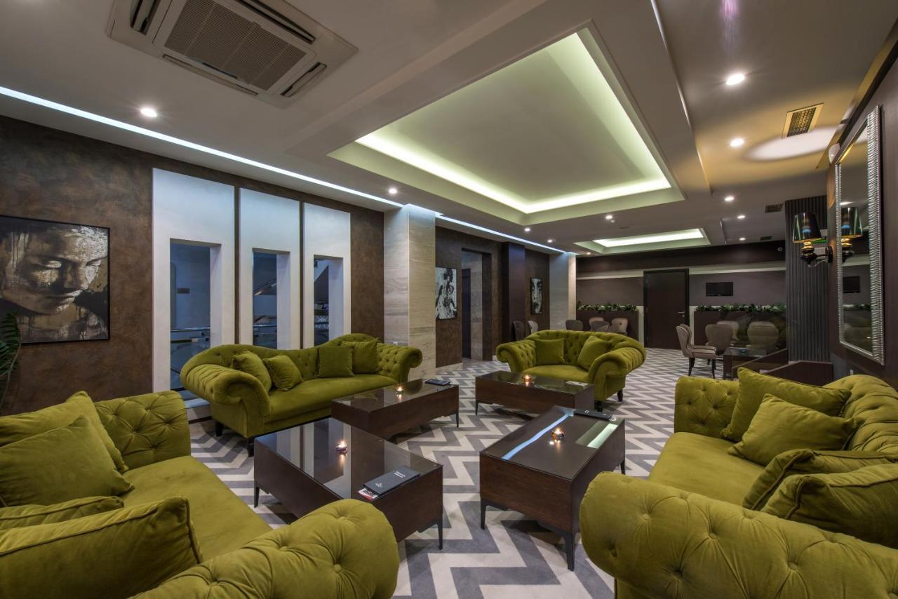 Garni Hotel Aveny Чачак Экстерьер фото