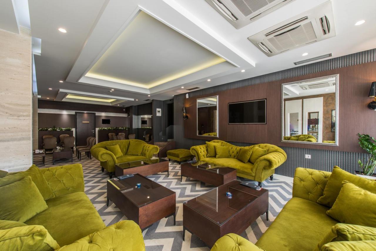Garni Hotel Aveny Чачак Экстерьер фото